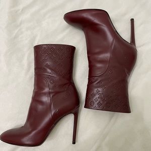 Louis Vuitton • So Chic Ankle Boot